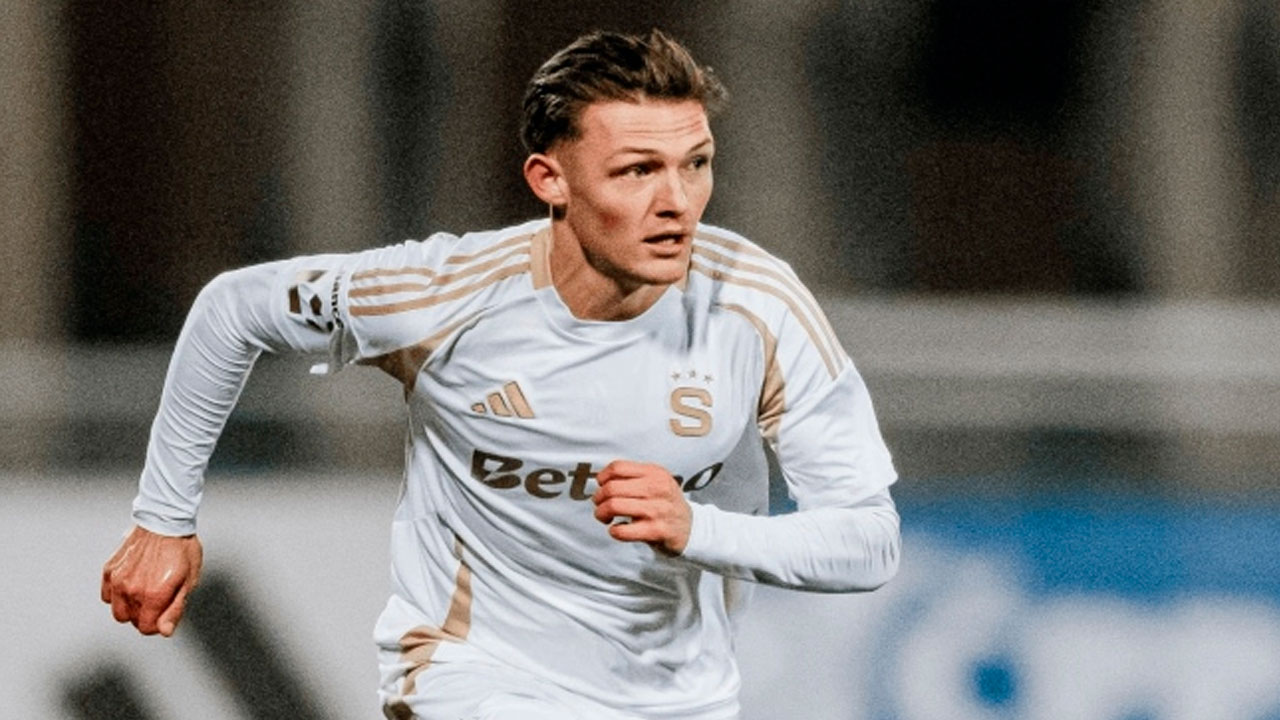 Oliver Sonne conmueve con su despedida del Sparta Praga: “Este lugar siempre tendrá un lugar especial en mi corazón”