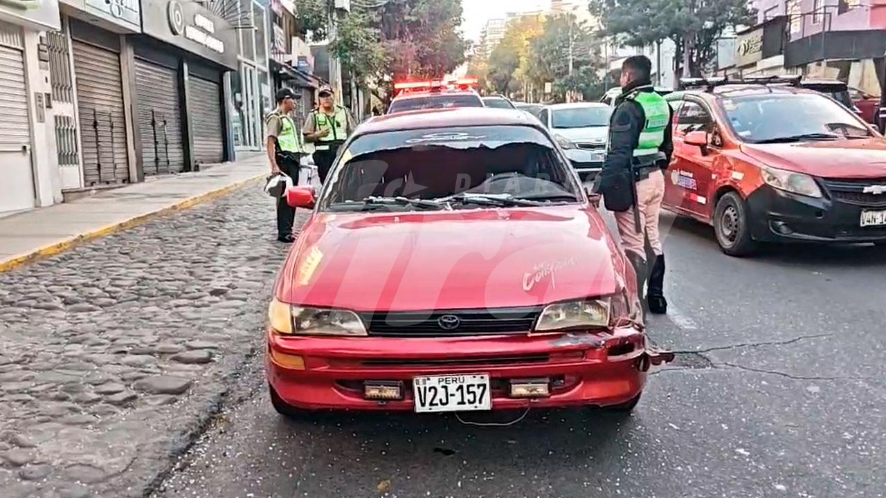 Peatón atropellado y conductor herido en accidente registrado en Cayma